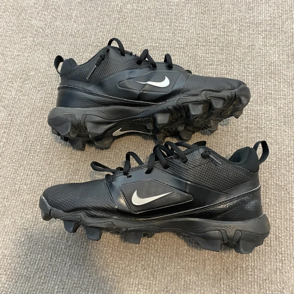 Nike Alpha Shoes Youth 6Y Football Cleats Black Silver FQ4012-002 Fastflex